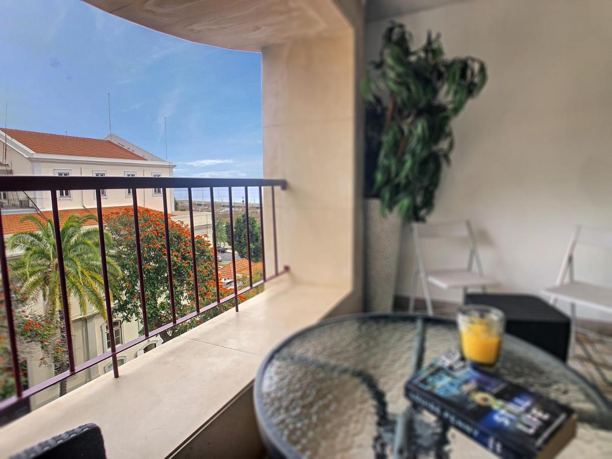 Fantastic Marina Club Apartment *